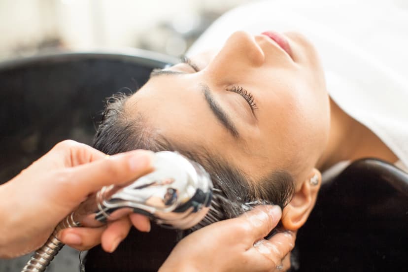 RELAXING WASH HAIR